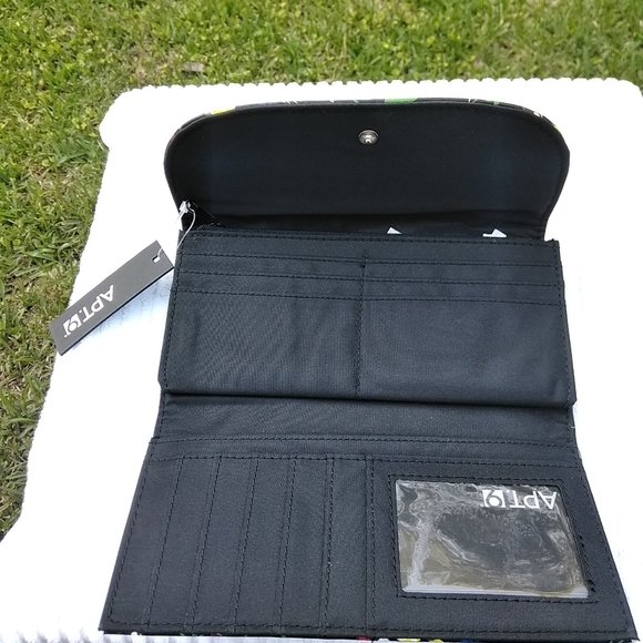 Wallet - Picture 3 of 11